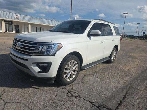 Star White Metallic Tri-Coat 2020 Ford Expedition XLT