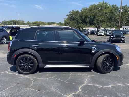 2020 MINI Countryman Cooper S