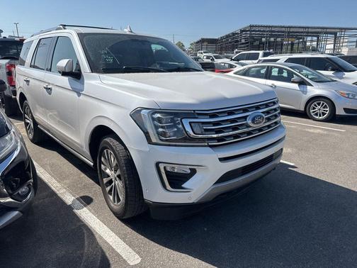 White Platinum Metallic Tri-Coat 2018 Ford Expedition Limited
