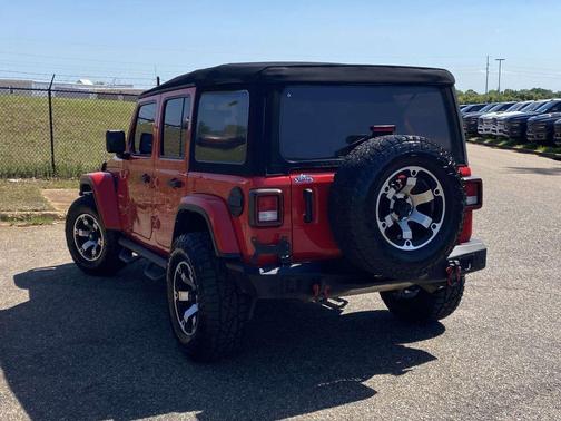Firecracker Red Clearcoat 2021 Jeep Wrangler Unlimited Sahara