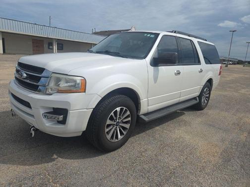 White Platinum Clearcoat Metallic 2017 Ford Expedition EL XLT