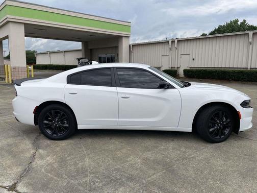 White Knuckle Clearcoat 2023 Dodge Charger SXT