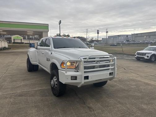 2018 RAM 3500 Laramie Mega Cab 4x4 6'4' Box