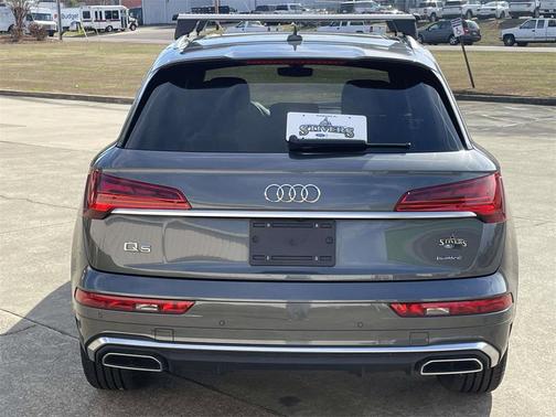 2023 Audi Q5 45 S line Premium Plus