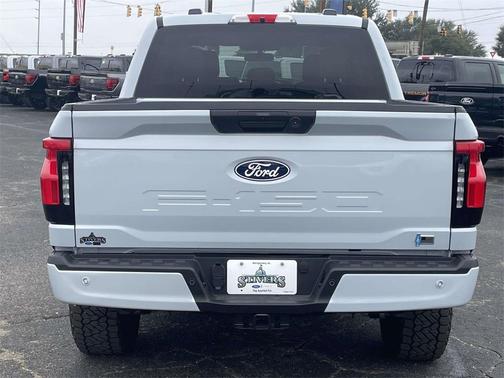 2025 Ford F-150 Lightning XLT