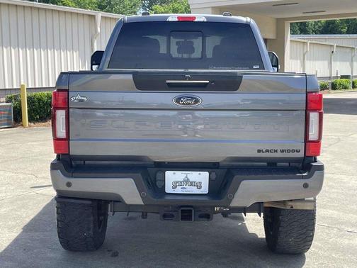Carbonized Gray Metallic 2022 Ford F-250 Lariat