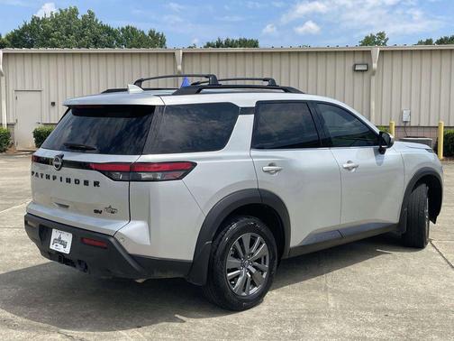 Brilliant Silver Metallic 2024 Nissan Pathfinder SV FWD