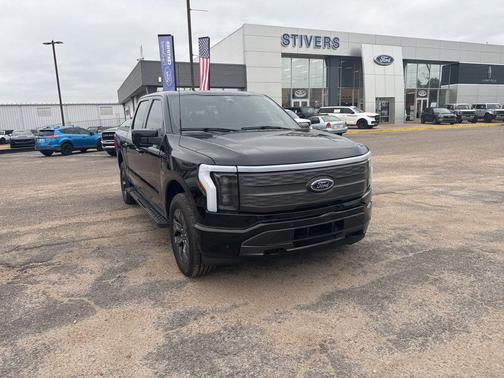 Agate Black Metallic 2022 Ford F-150 Lightning LARIAT