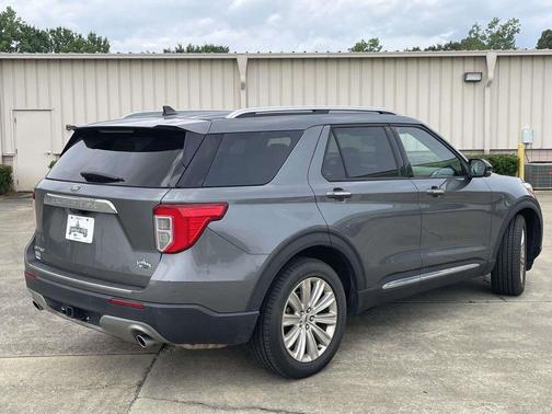 Carbonized Gray Metallic 2022 Ford Explorer Limited