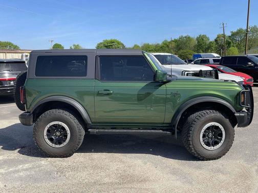 Eruption Green Metallic 2023 Ford Bronco Outer Banks