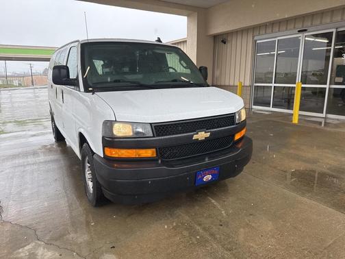 2021 Chevrolet Express 2500 RWD 2500 Regular Wheelbase WT