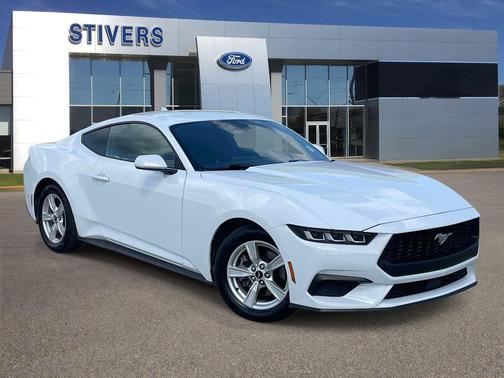 Oxford White 2024 Ford Mustang EcoBoost
