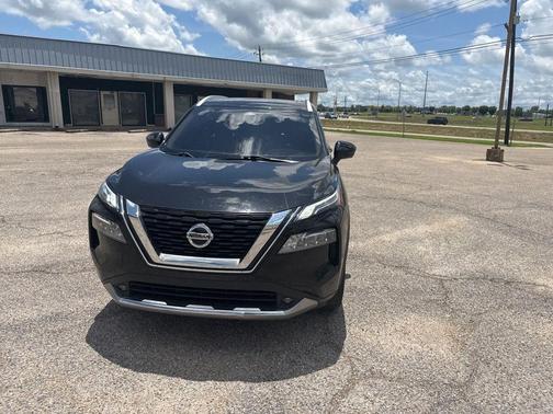 Super Black 2021 Nissan Rogue Platinum