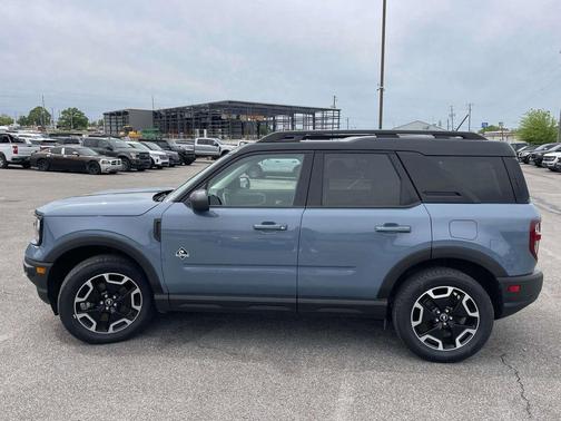 Azure Gray Metallic Tri-Coat 2024 Ford Bronco Sport Outer Banks
