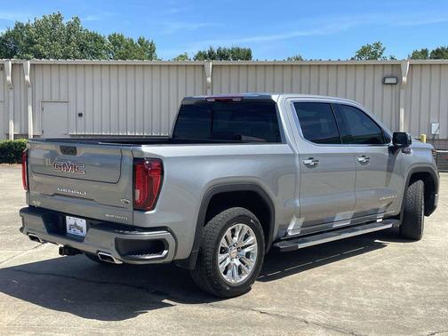 Sterling Metallic 2025 GMC Sierra 1500 Denali