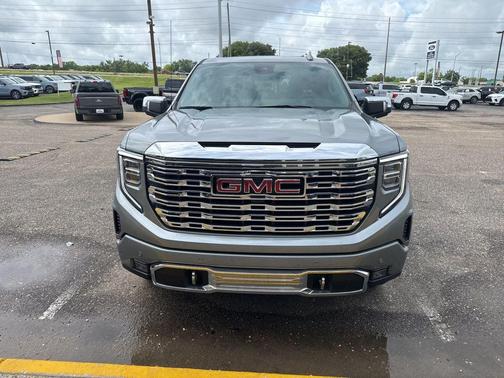 Sterling Metallic 2025 GMC Sierra 1500 Denali