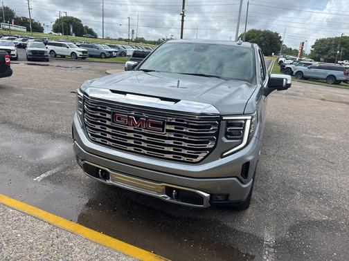 Sterling Metallic 2025 GMC Sierra 1500 Denali