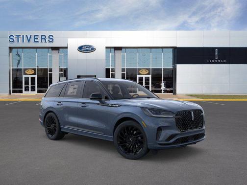 Whisper Blue Metallic Clearcoat 2026 Lincoln Aviator Reserve