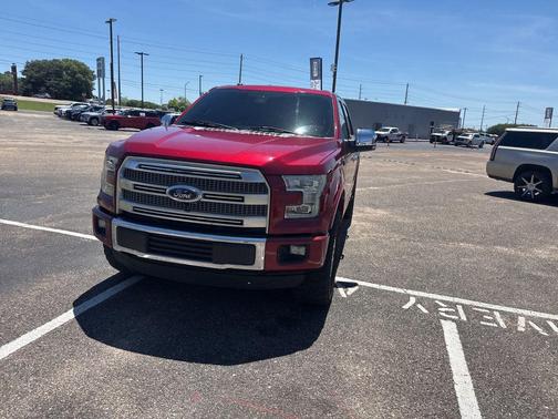 Ruby Red Metallic Tinted Clearcoat 2016 Ford F-150 Platinum