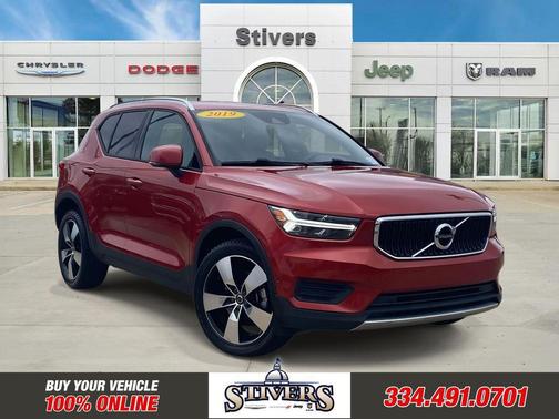 2019 Volvo XC40 T4 Momentum