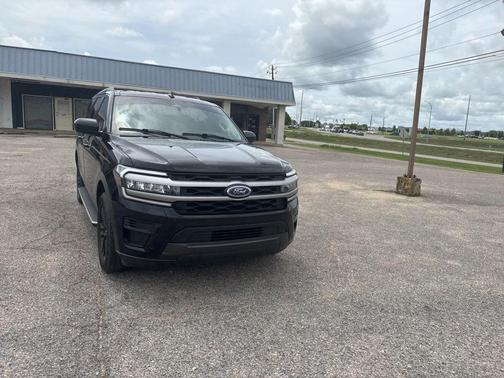 Agate Black Metallic 2023 Ford Expedition XLT
