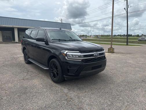 Agate Black Metallic 2023 Ford Expedition XLT