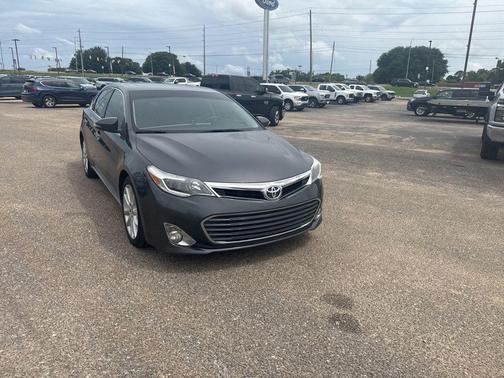 Magnetic Gray Metallic 2013 Toyota Avalon Limited
