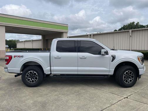 Space White Metallic 2022 Ford F-150 Lariat