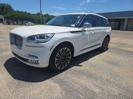 Pristine White 2021 Lincoln Aviator Black Label AWD