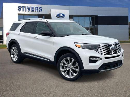 Star White Metallic Tri-Coat 2023 Ford Explorer Platinum