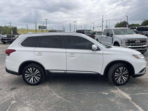 2020 Mitsubishi Outlander SEL