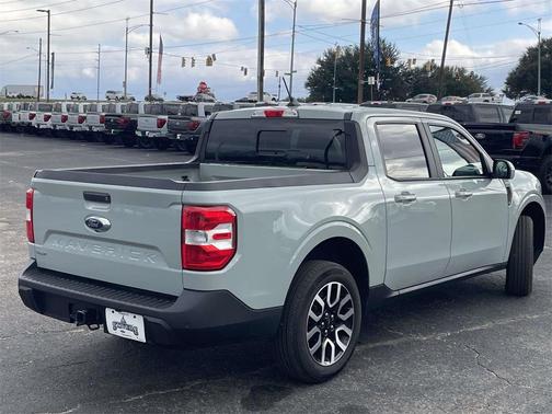 2023 Ford Maverick Lariat