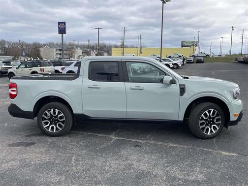 2023 Ford Maverick Lariat
