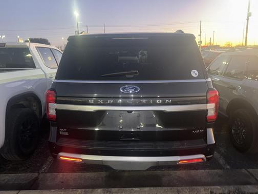 2021 Ford Expedition Max XLT