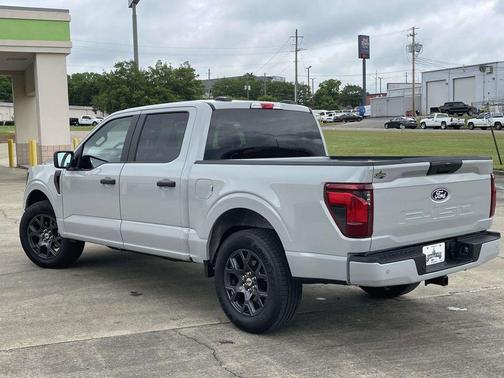 Avalanche 2026 Ford F-150 STX