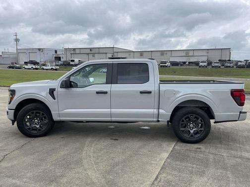 Avalanche 2026 Ford F-150 STX