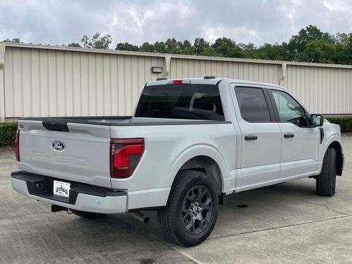 Avalanche 2026 Ford F-150 STX