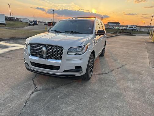 2023 Lincoln Navigator Reserve