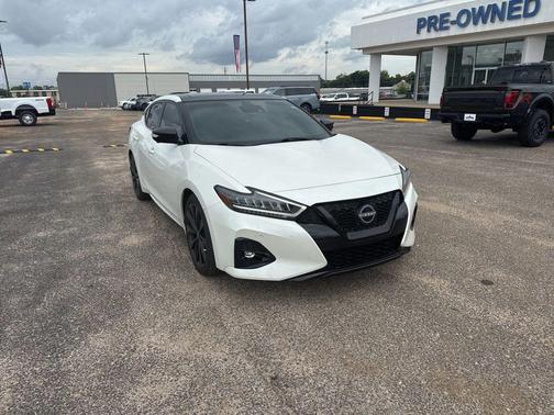 Pearl White Tricoat 2023 Nissan Maxima SR Xtronic CVT