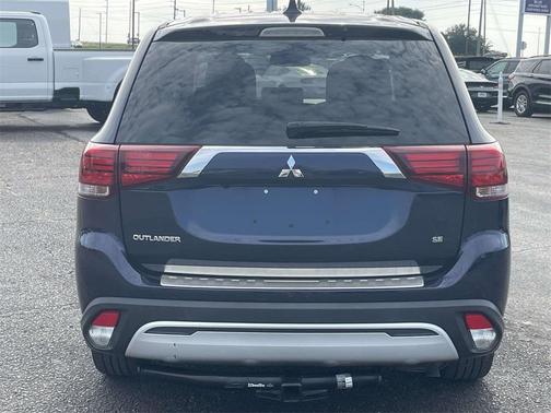 2020 Mitsubishi Outlander SE