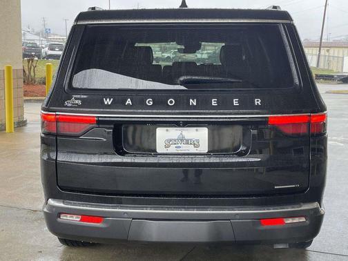 2022 Jeep Wagoneer Series II 4x2