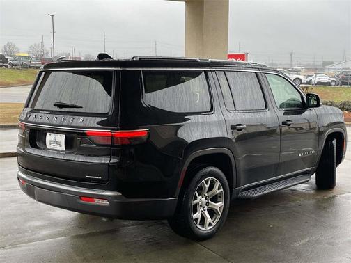 2022 Jeep Wagoneer Series II 4x2