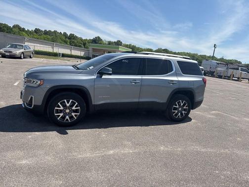 Sterling Metallic 2023 GMC Acadia FWD SLE