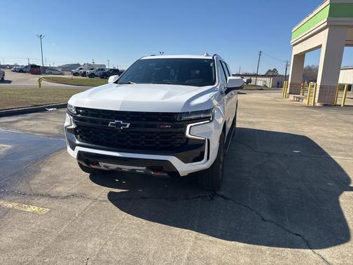 2023 Chevrolet Suburban 4WD Z71