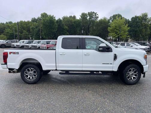 Star White Metallic Tri-Coat 2022 Ford F-250 Lariat