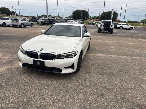 Alpine White 2019 BMW 330 i