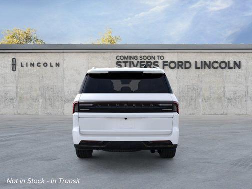 Star White Metallic Tri-Coat 2026 Lincoln Navigator Reserve