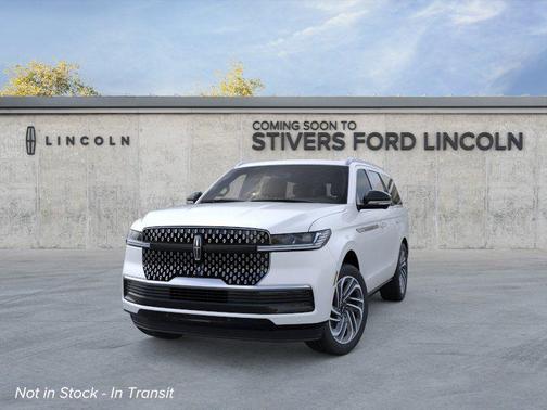 Star White Metallic Tri-Coat 2026 Lincoln Navigator Reserve