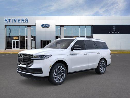 Pristine White Metallic Tri-Coat 2026 Lincoln Navigator Reserve