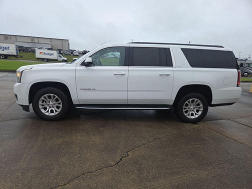 Summit White 2018 GMC Yukon XL SLT